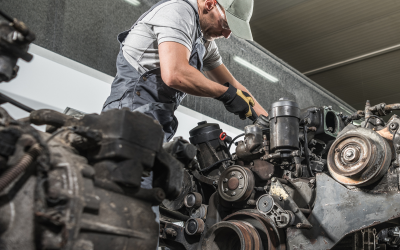 Engine Maintenance Service